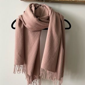 Cos wool & cashmere dusty pink scarf